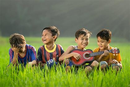 小孩两手掌纹不一样好吗 是正常情况吗