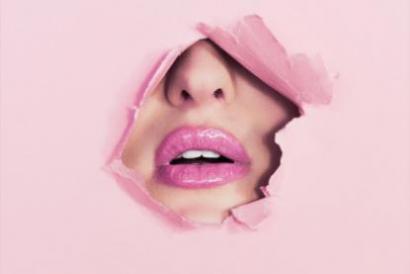 女人嘴唇上薄下厚有什么说法 上嘴唇下嘴唇代表什么