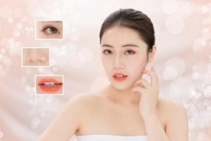 右下嘴角有痣的女人代表什么 天生好命之人