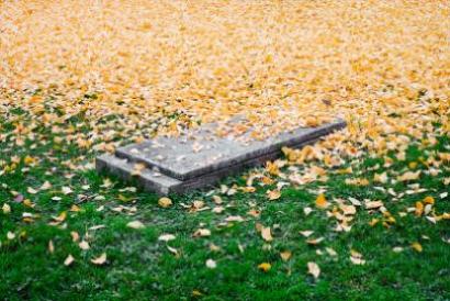 老人死后后人发财征兆 家里死人三年都要注意