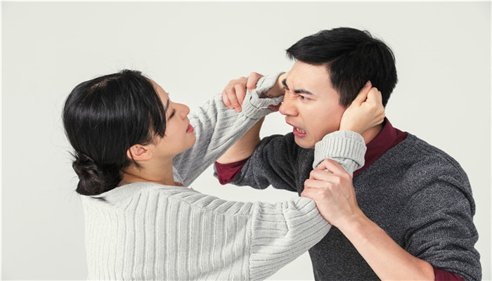 梦见大树倒了