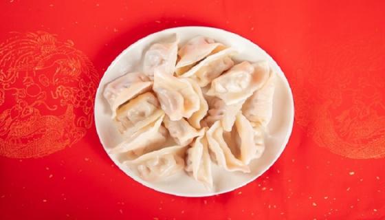 梦见煮了满满一锅饺子