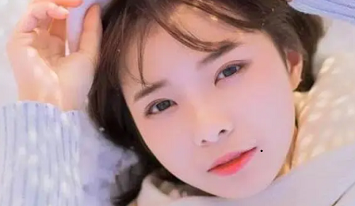 右嘴角下方有痣的女人代表什么 右嘴角下方有痣的女人面相
