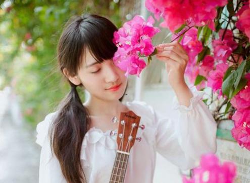 姓韩以颢字开头的女孩名字