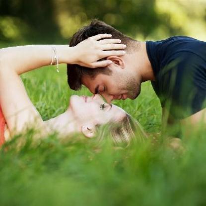 2023年10月哪天适合订婚「10月订婚最好的黄道吉日」