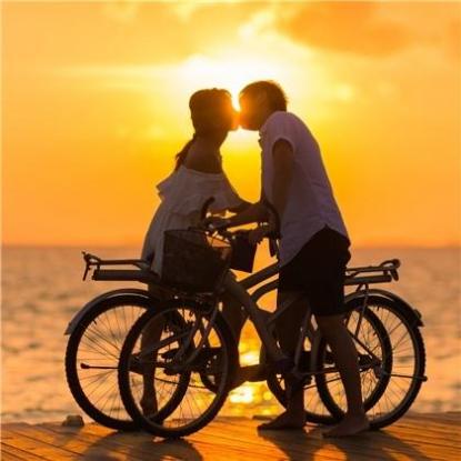 婚姻线有两条一长一短 婚姻线是用于判断什么