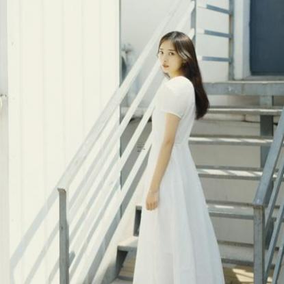 1965年属蛇女2023年运势及运程 ，58岁属蛇人2023全年每月运势女性如何